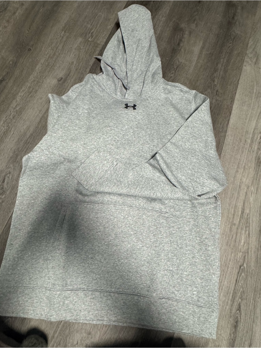 NWOT Under Armour Light Gray Heather Pullover Hoodie